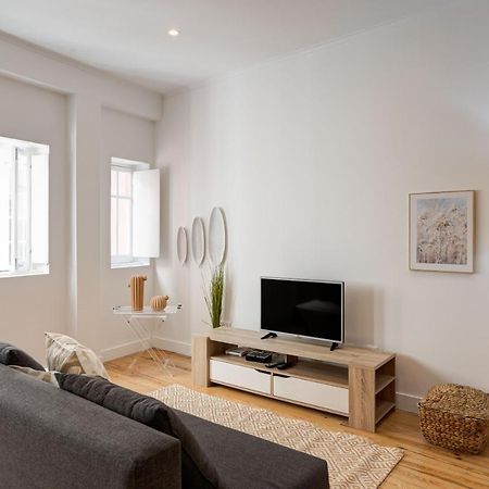 Apartament Alfama Chic Penabuquel3 Lizbona Zewnętrze zdjęcie